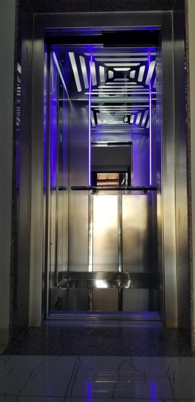 Hotel 3 Vellezerit Durres Exterior photo